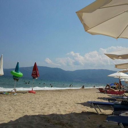 Villa Afroditi Nea Vrasna Luaran gambar