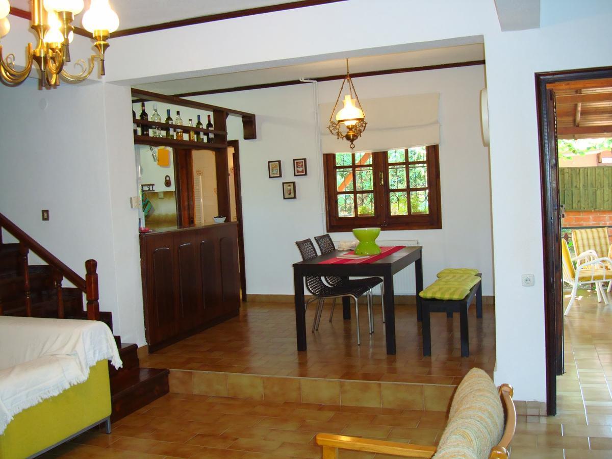 Villa Afroditi Nea Vrasna Luaran gambar
